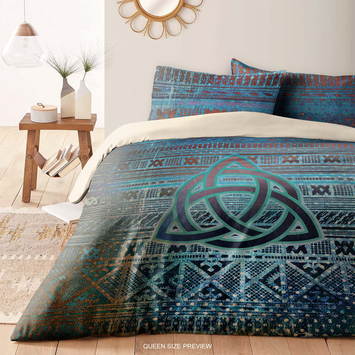 Винтидж Спален Комплект "Stretching Room" - Класически Ивици и Мистериозен Арт Дизайн от ShopyLand, B248